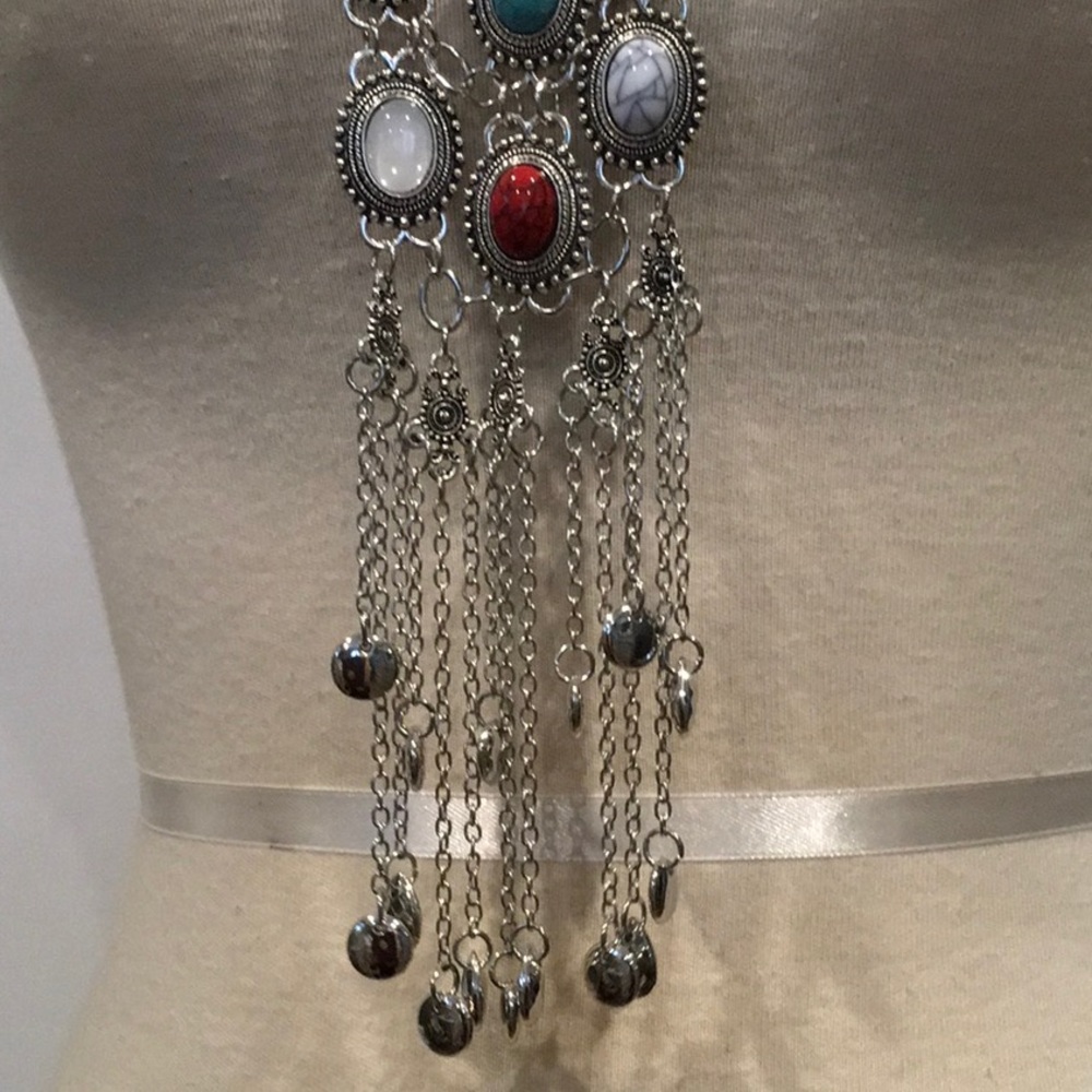 Beautiful Boho Style Necklace - Picture 4 of 6